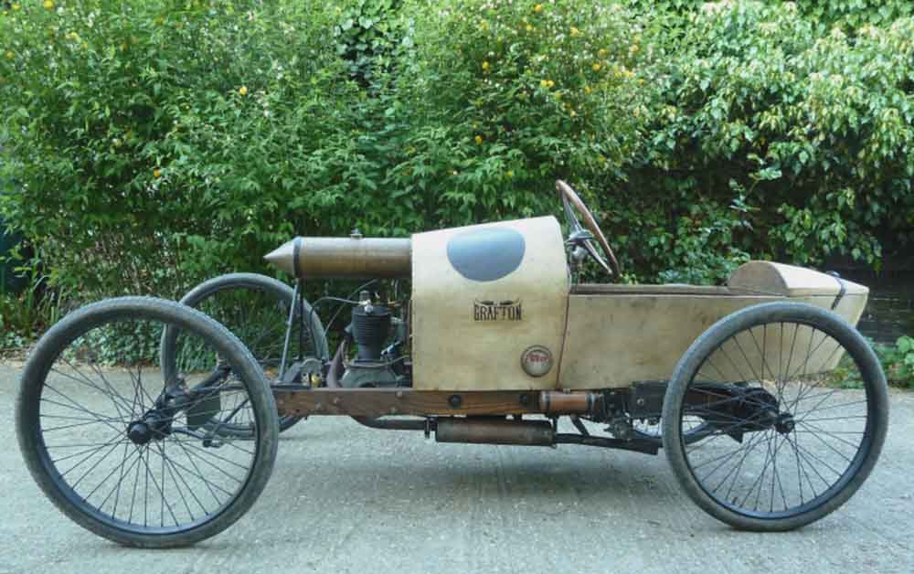 Voiture à trois roues